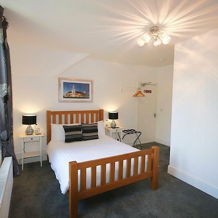 Church Guesthouse 카디프 외부 사진